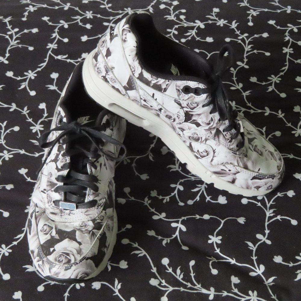 Nike Air Max 1 New York City Collection Black White Trainers Size 6.5